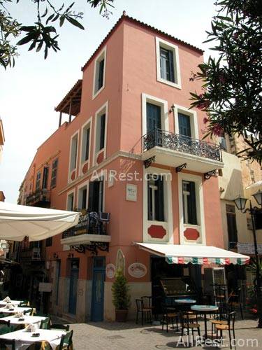 Neli Studios Hotel 